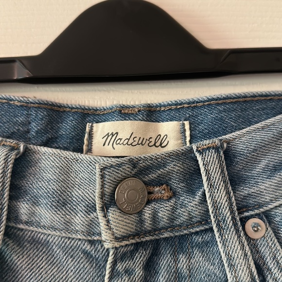 Madewell The Mom Jean Distressed Light Wash High Rise Sz 25 - Picture 6 of 11